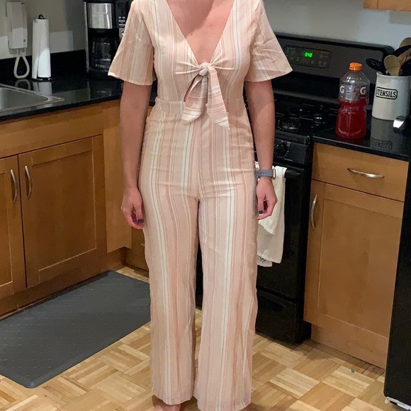 Superdown Mollie tie front jumpsuit - Picture 2 of 5